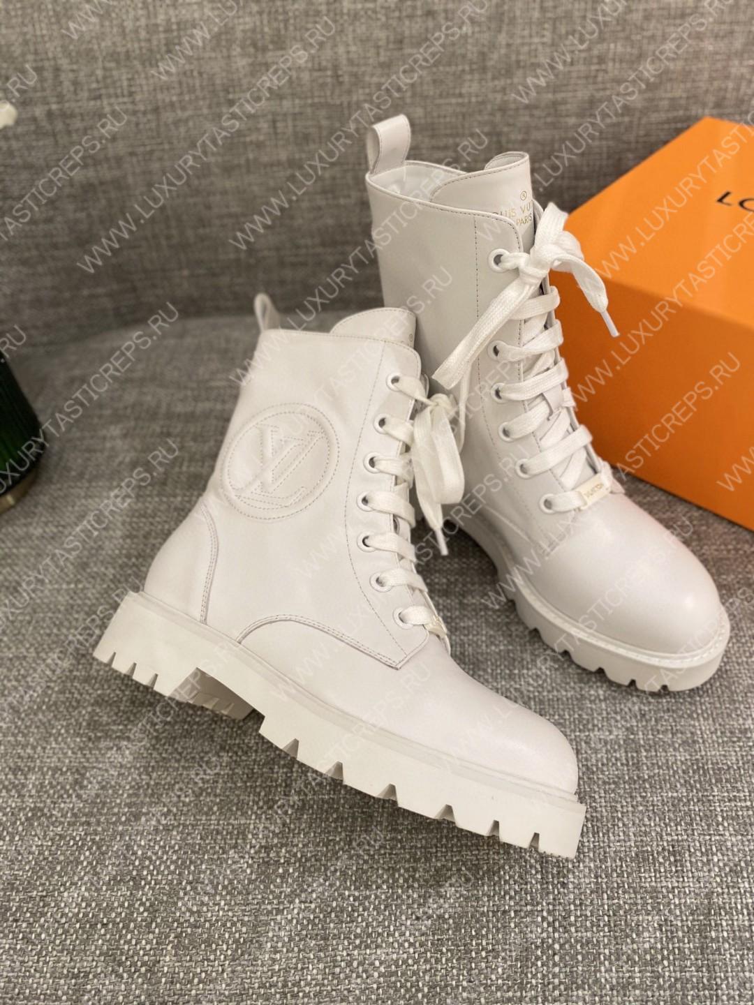 l**is V*t*n territory flat ranger white 1a94qk