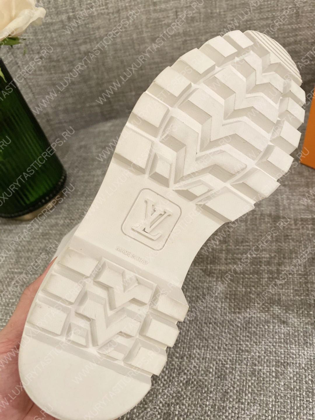 l**is V*t*n territory flat ranger white 1a94qk