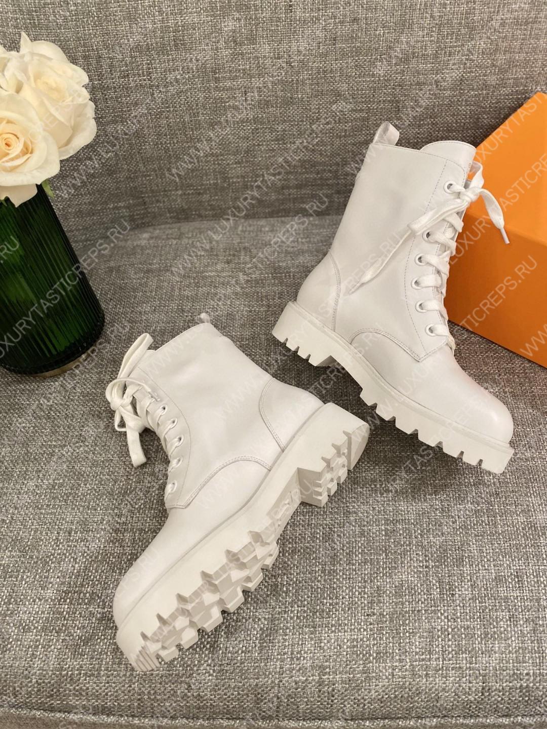 l**is V*t*n territory flat ranger white 1a94qk