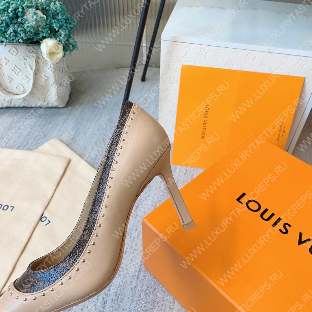 l**is V*t*n signature pumps nude 1aacfh