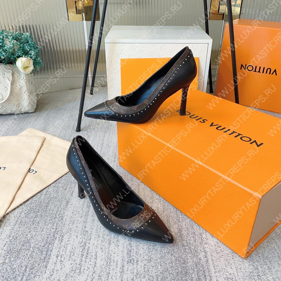 l**is V*t*n signature pumps black 1aacfh