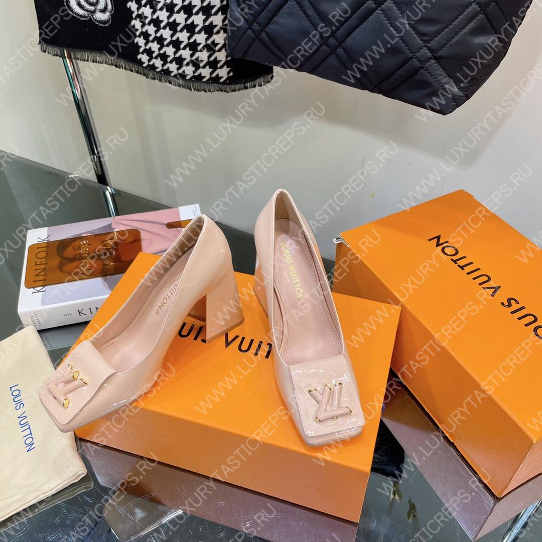 l**is V*t*n shake pumps nude 1ab0sk