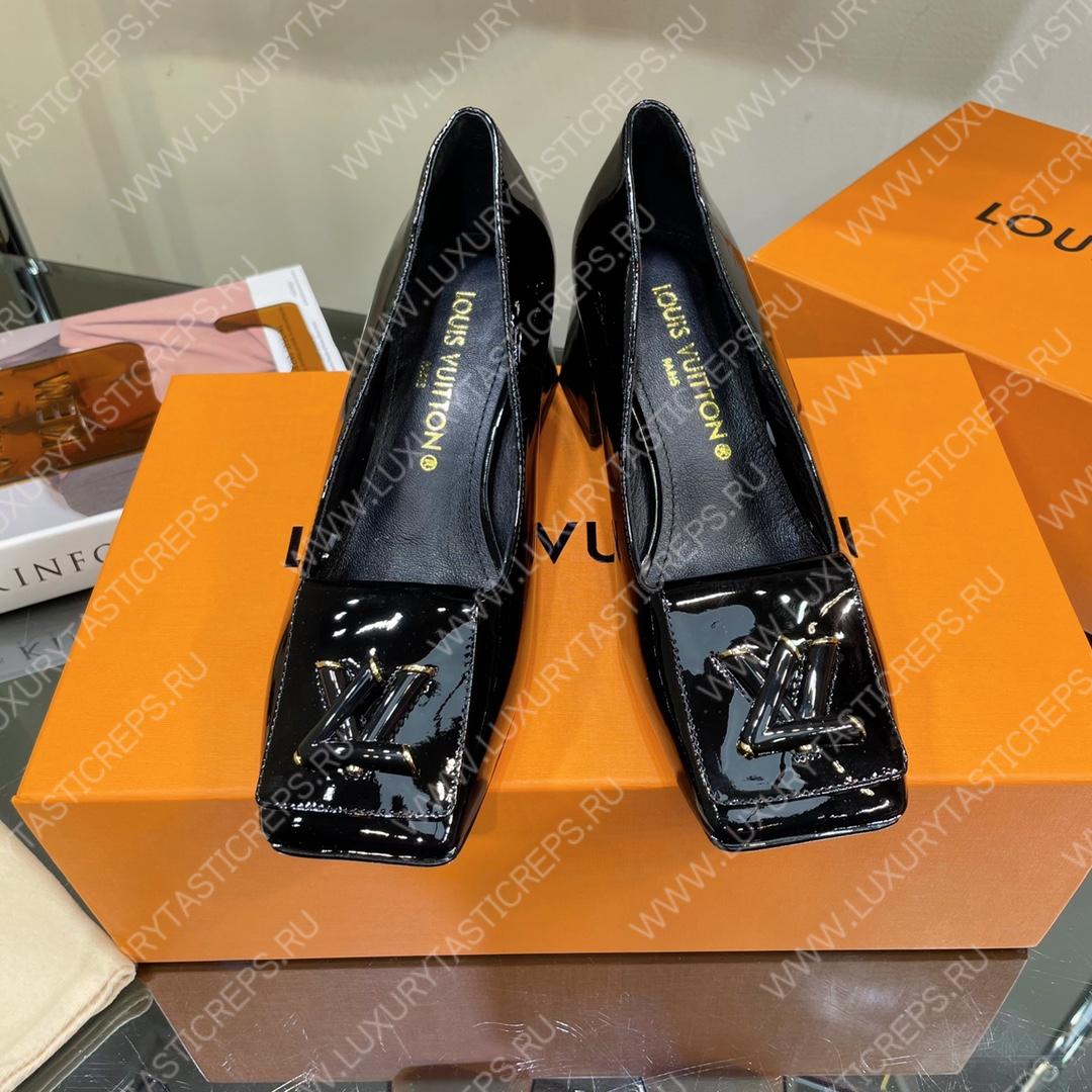 l**is V*t*n shake pumps black 1ab0sk