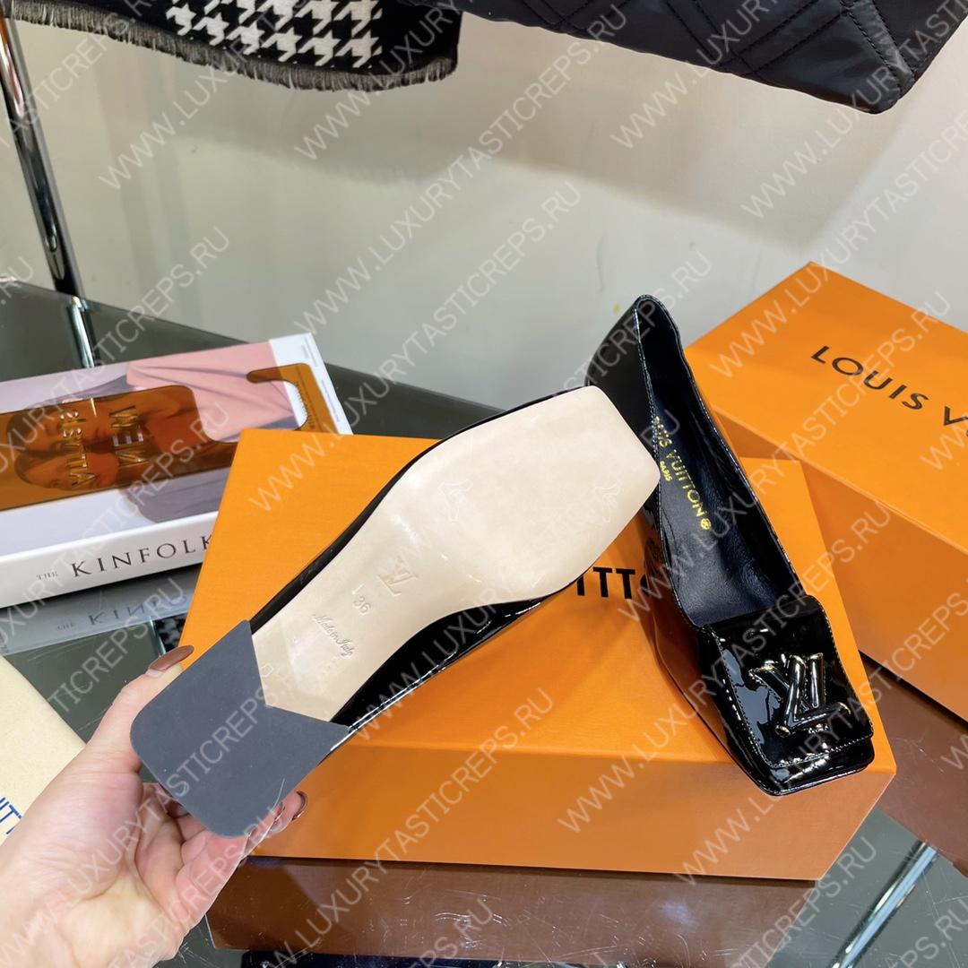 l**is V*t*n shake pumps black 1ab0sk