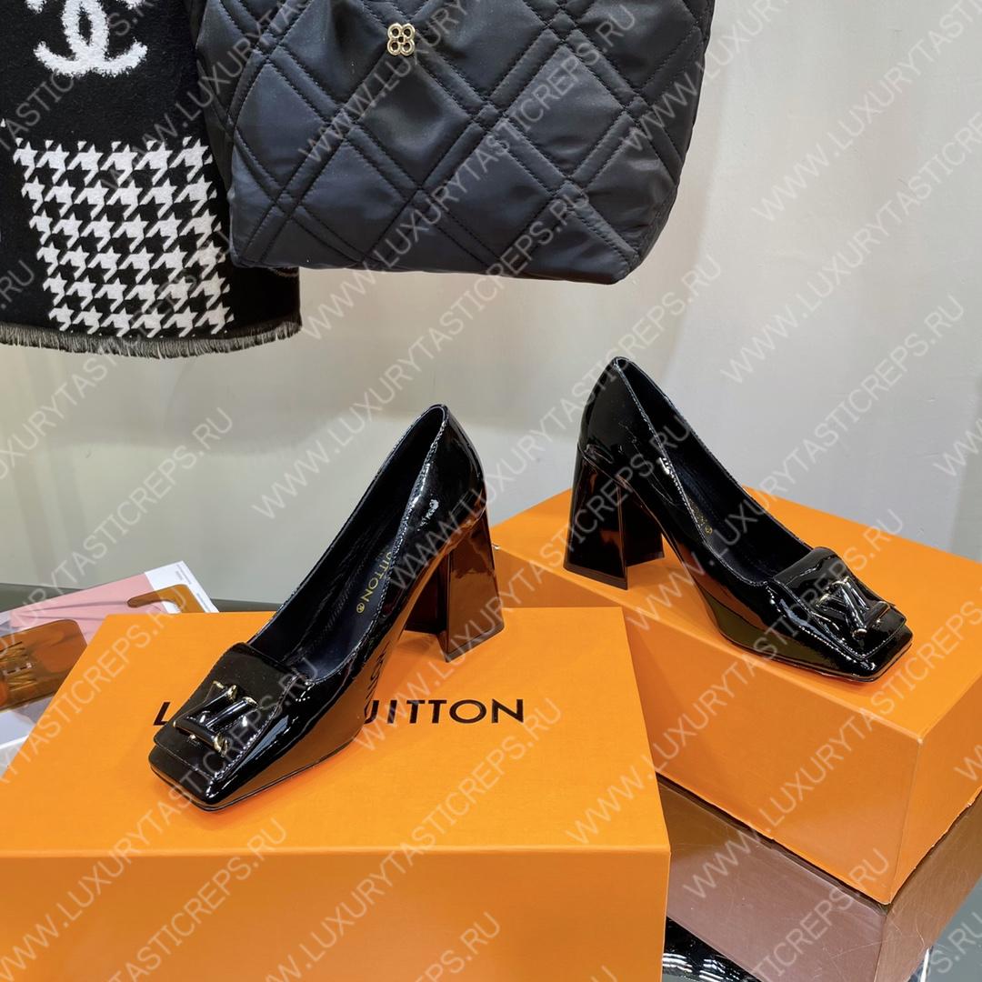 l**is V*t*n shake pumps black 1ab0sk