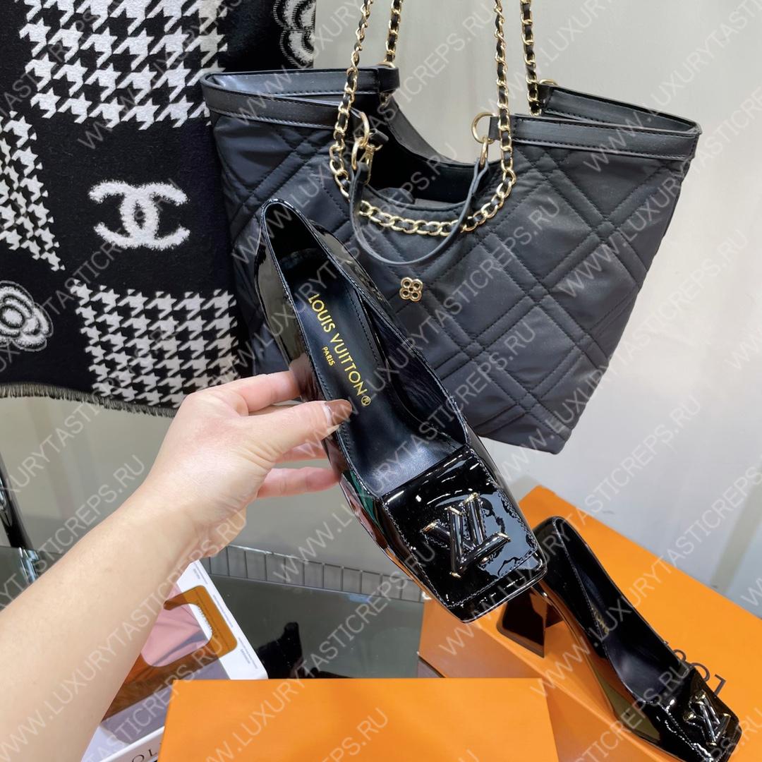 l**is V*t*n shake pumps black 1ab0sk