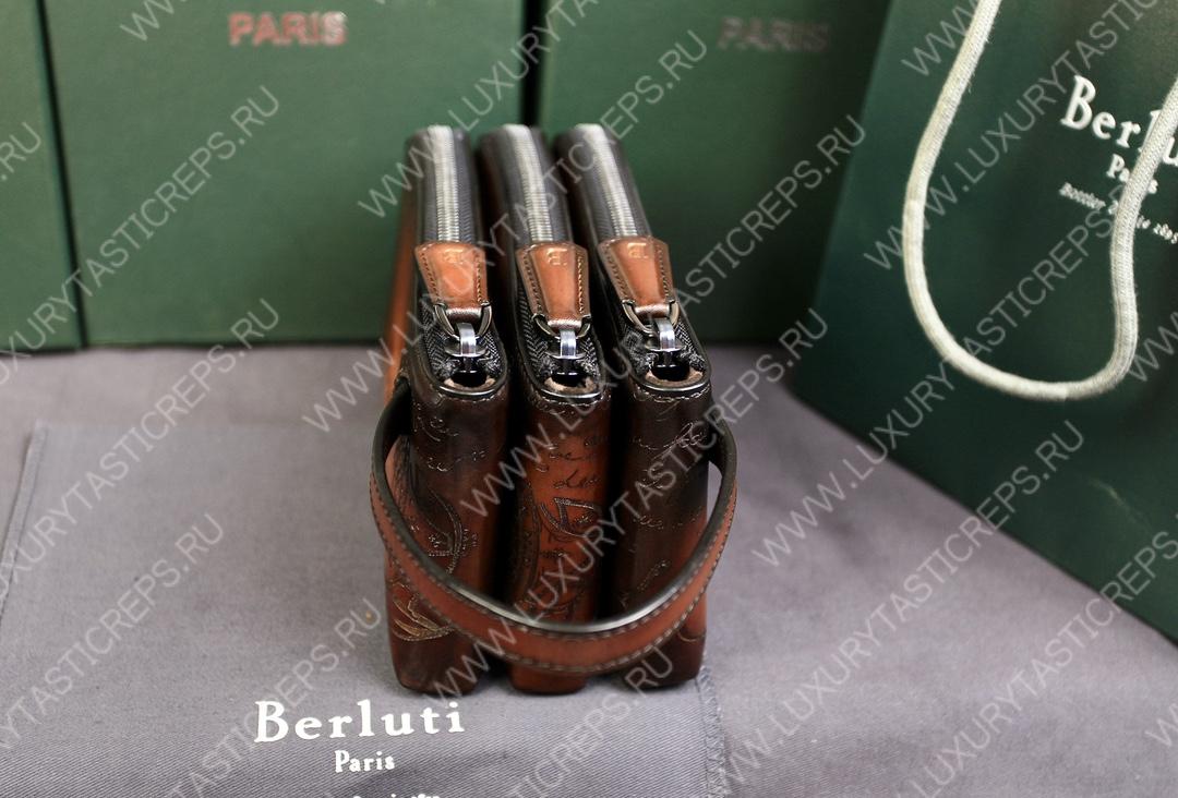 BERLUTI TIRIWA SCRITTO LEATHER POUCH CACAO INTENSO TIRIWA_NEO-JOUR-V2