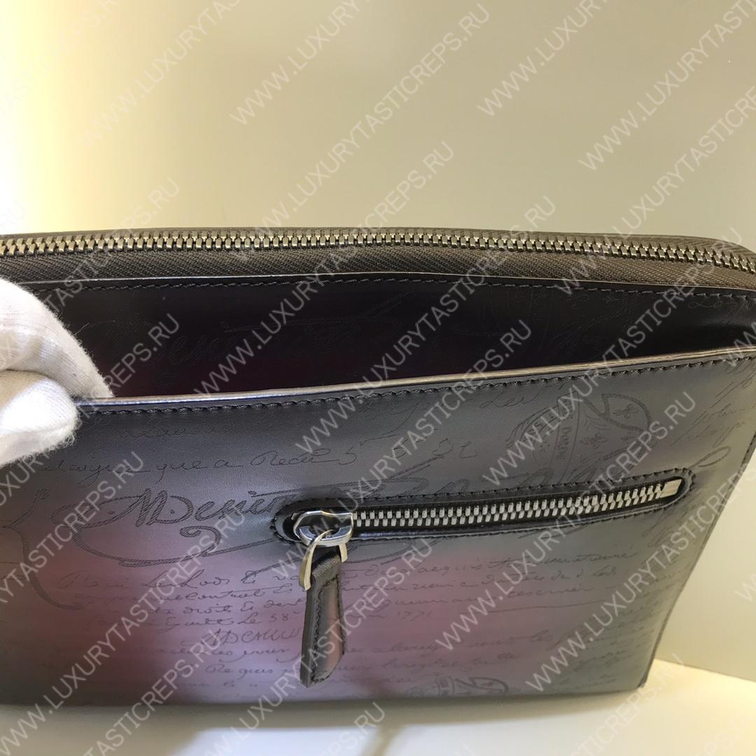 BERLUTI SCRITTO POUCH BURGUNDY TIRIWA_NEO-JOUR-V2