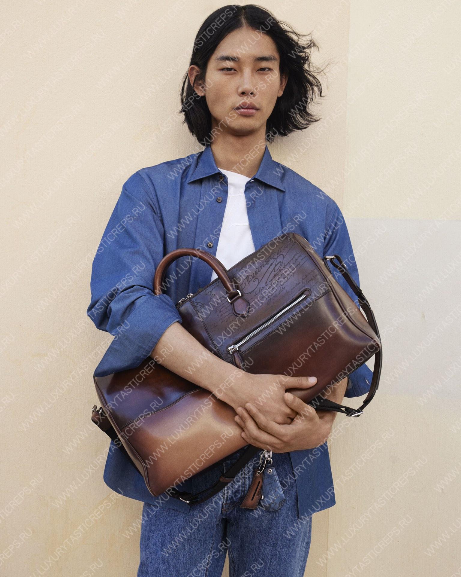 BERLUTI JOUR OFF MM SCRITTO LEATHER TRAVEL BAG CACAO INTENSO JOUR_OFF_MM_NEO-V84